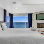 Malibu Beach House With Private Beach Access