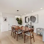 Malibu Breeze - Hot Tub, Ocean View, Steps To Beach
