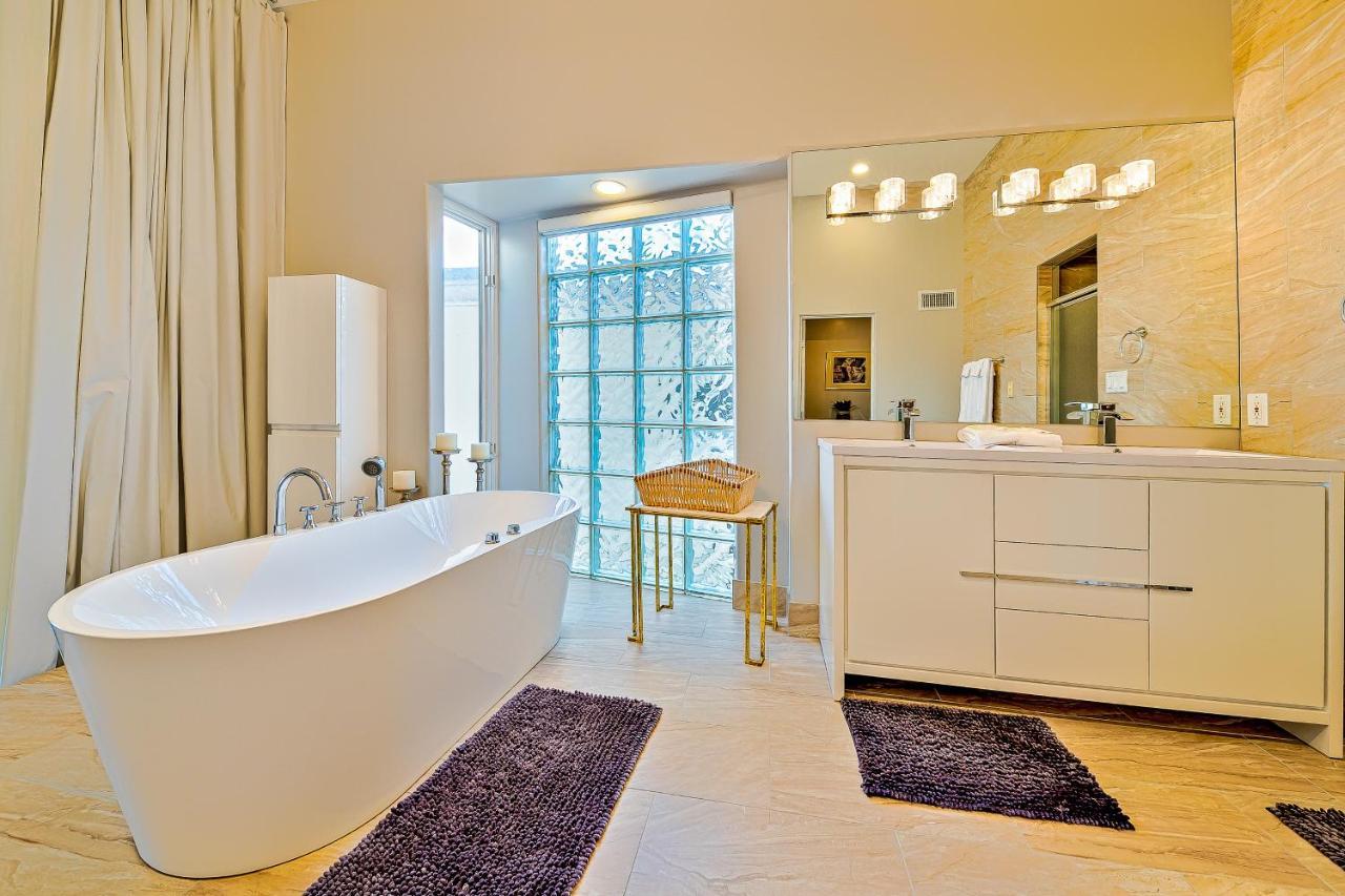Luxury In Holiday home