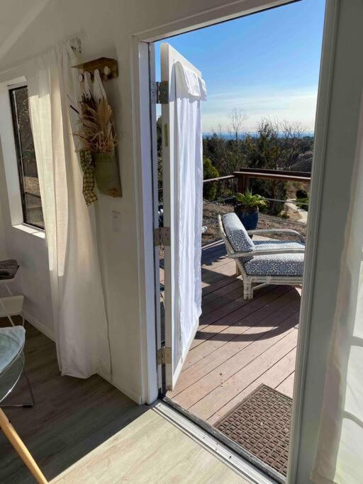 30 Pct Off! Serene Cabin, Ocean View, Apartment *