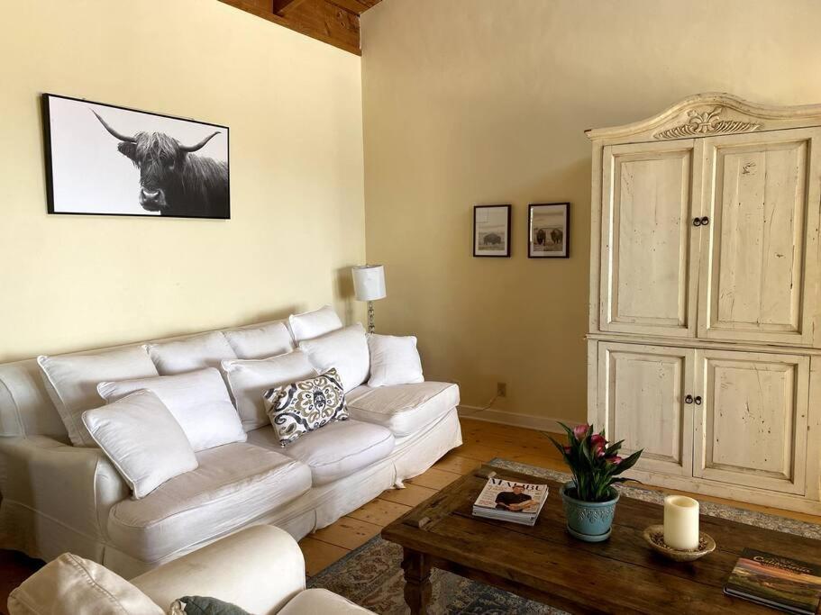 Holiday home Ocean View Hacienda On 6 Private Acres.