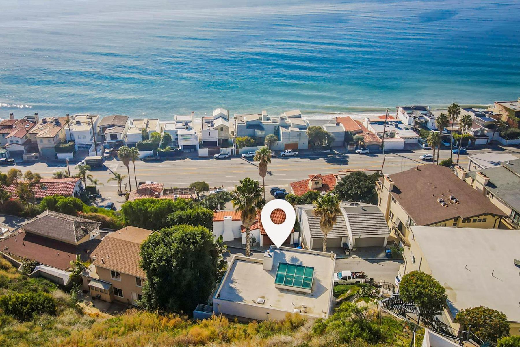 Breeze - Hot Tub, Ocean View, Steps To *