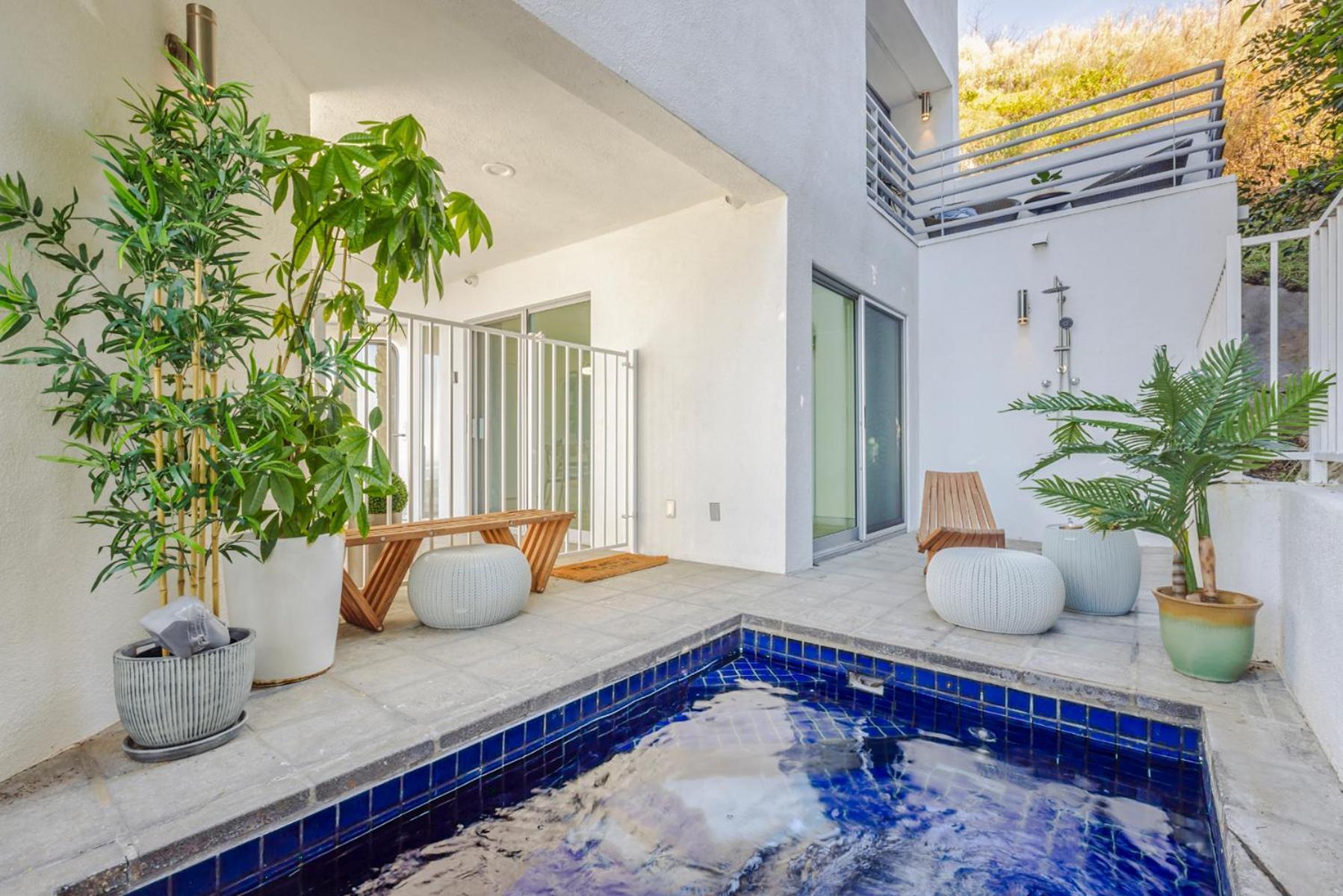 Breeze - Hot Tub, Ocean View, Steps To Malibu