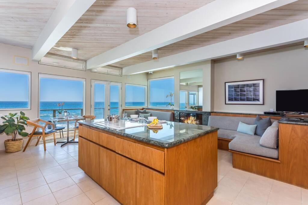 House Getaway On Private *