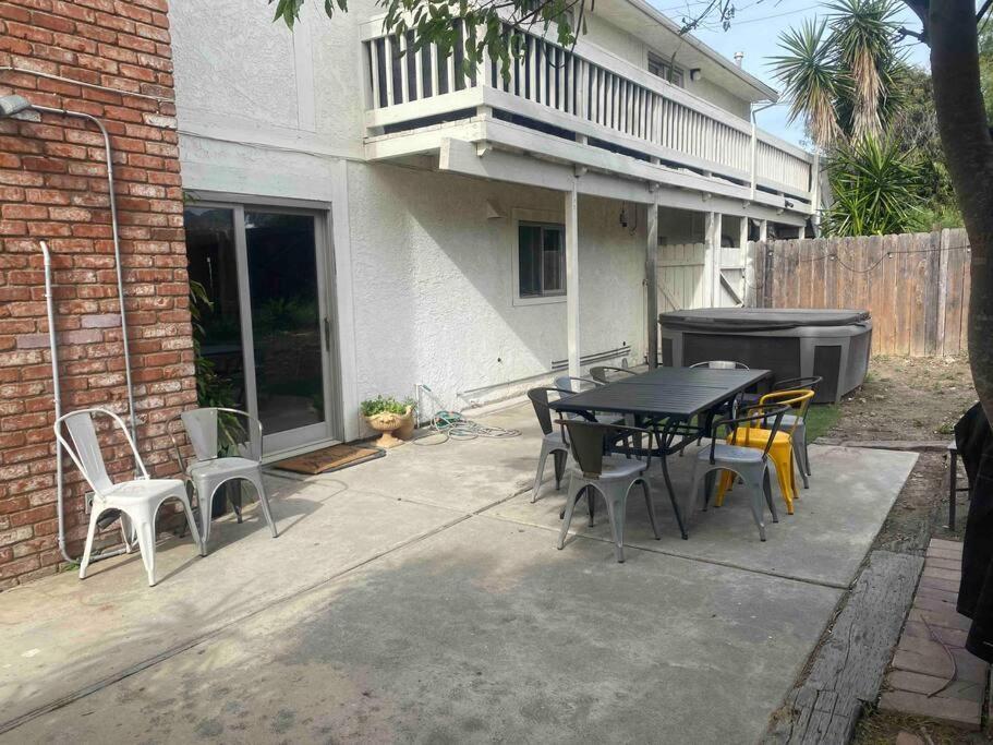30 Pct Off!! Limited Time! Ocean View With Hot Tub, Mins To & Hiking Trails, Coastal Lifestyle Malibu