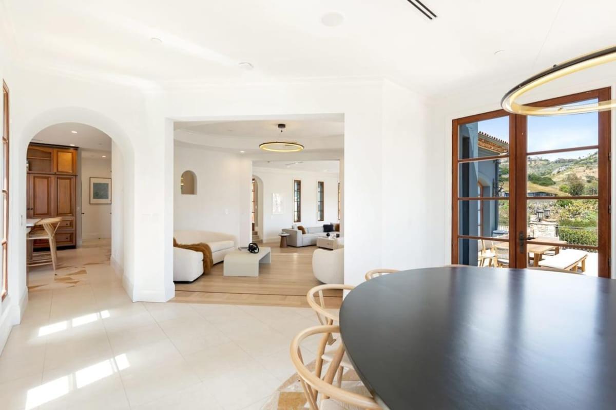 Carbon Mesa By Awhile Villa