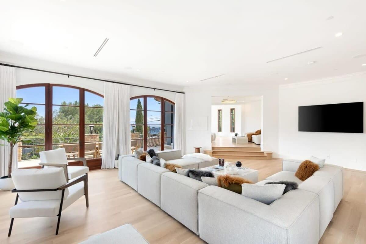 Carbon Mesa By Awhile Villa