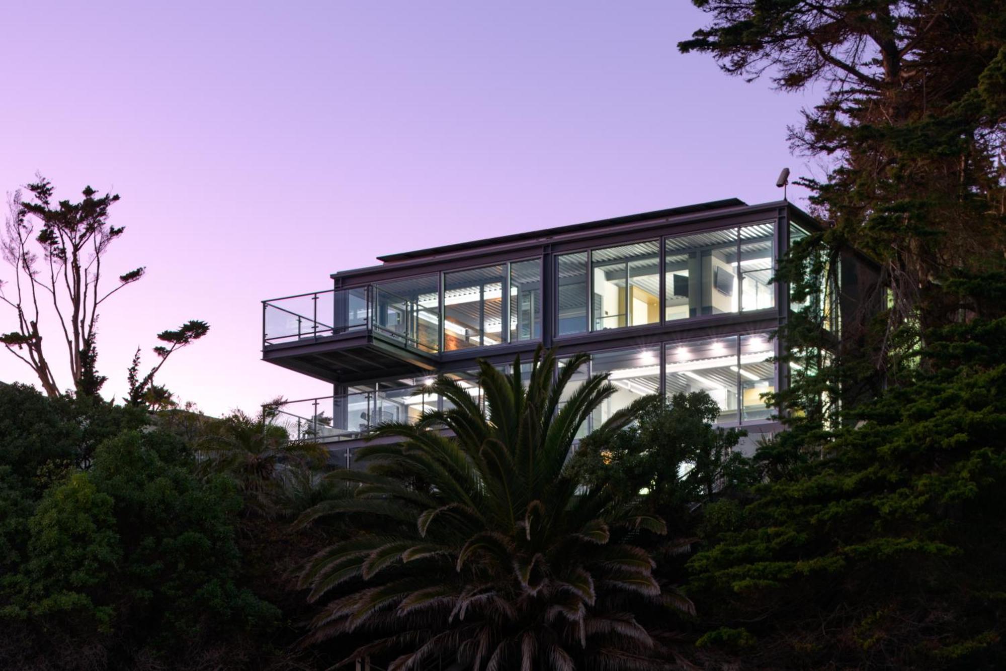 Beachfront Broad Direct Access *