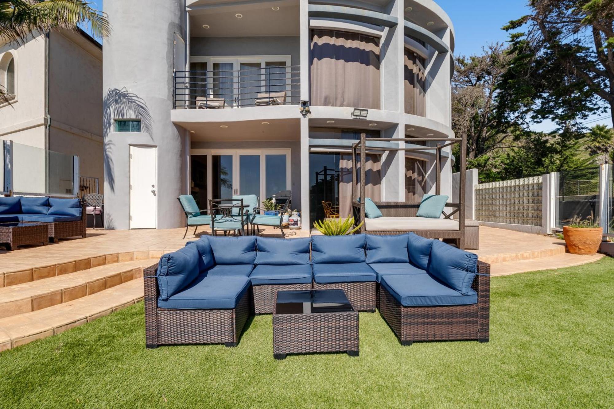 Luxury In * Malibu