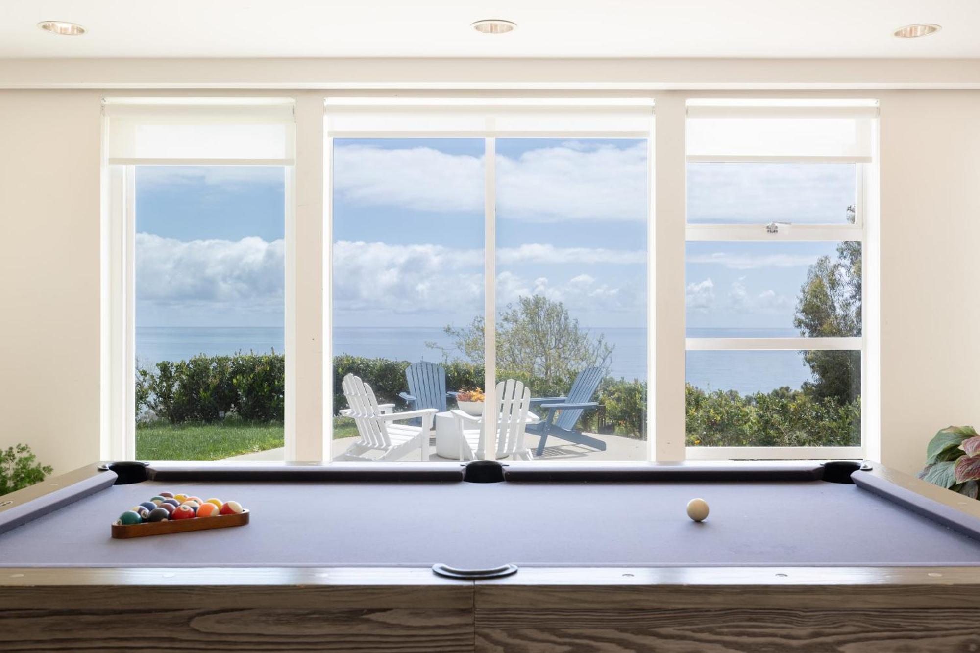 Stardust By Avantstay Views Hot Tub Pool Table