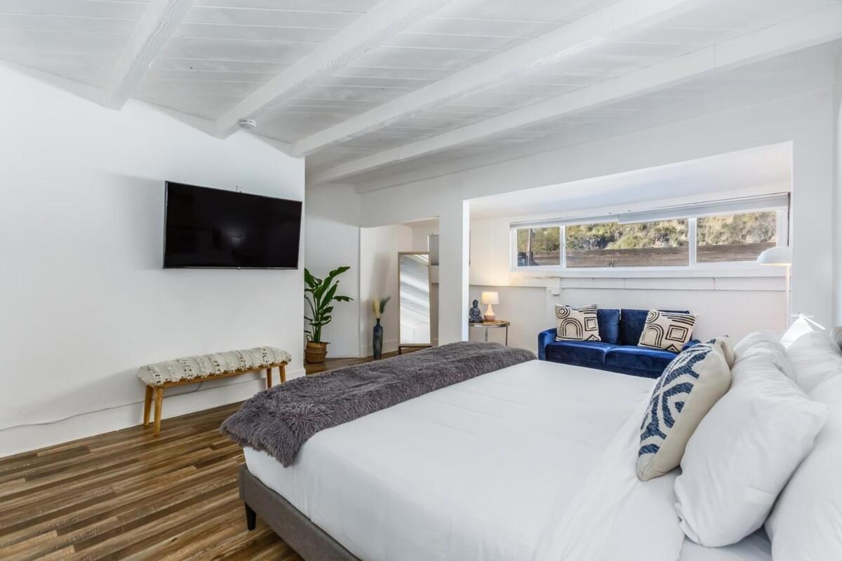 Cheerful 2 Bedroom With Sunset Views