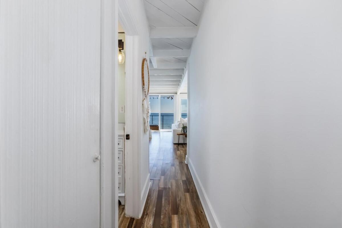 Cheerful 2 Bedroom With Sunset Views