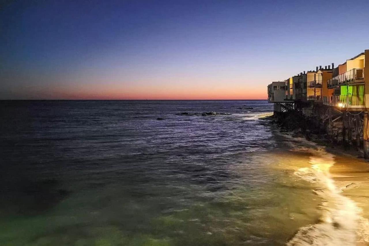 Breathe Ocean Front With Access * Malibu