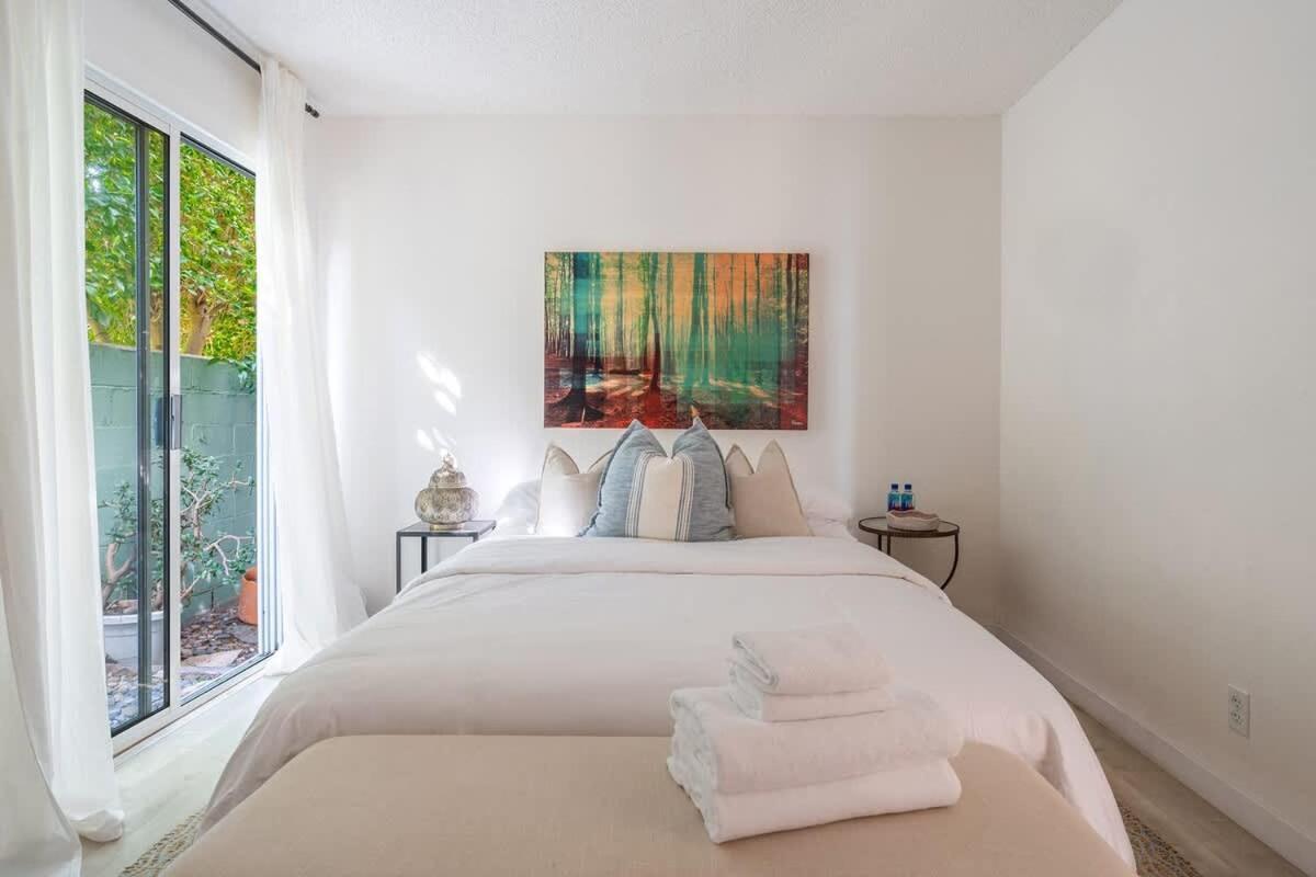 With Access And Ocean View Holiday home