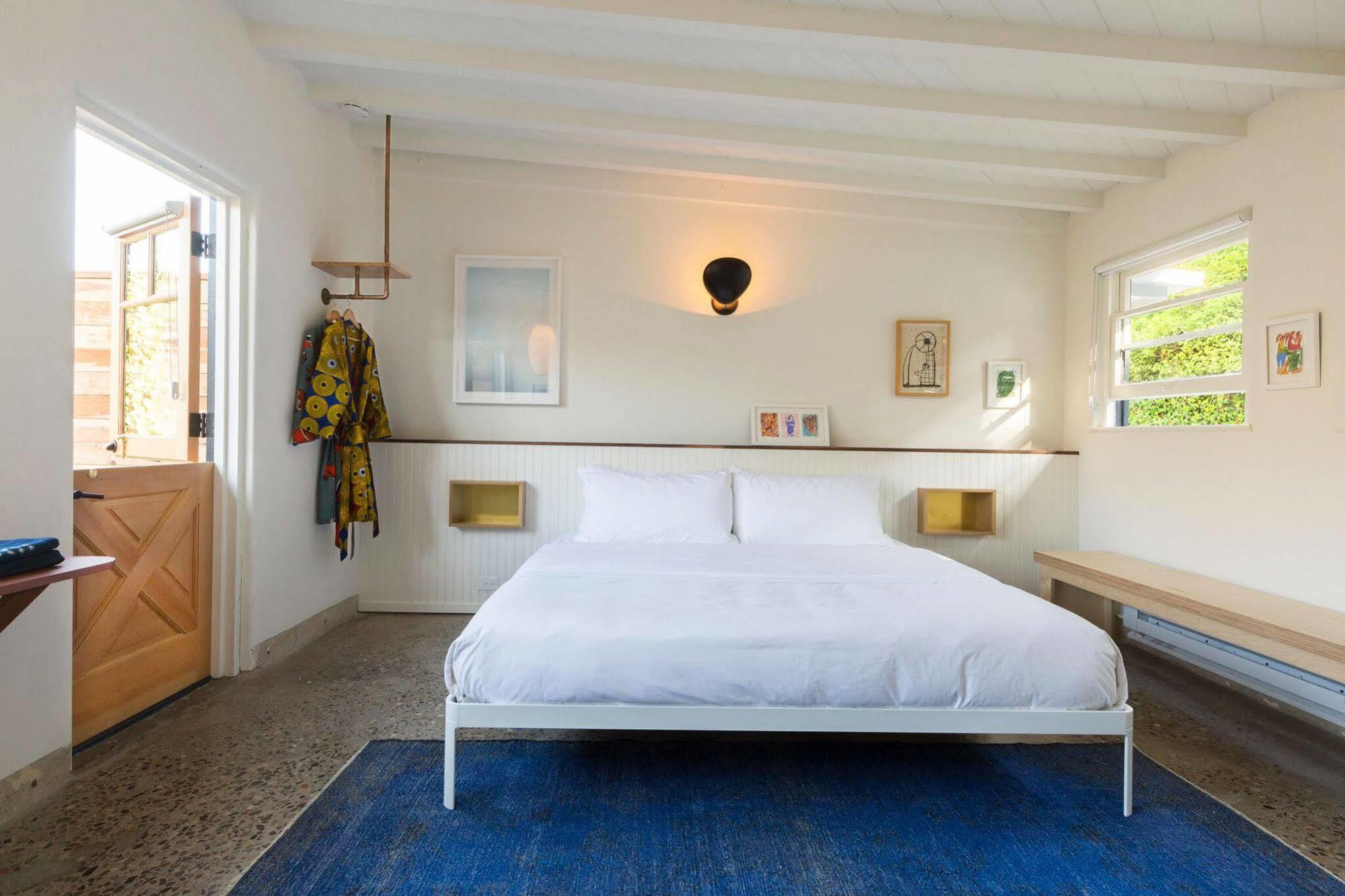 June Motel Malibu