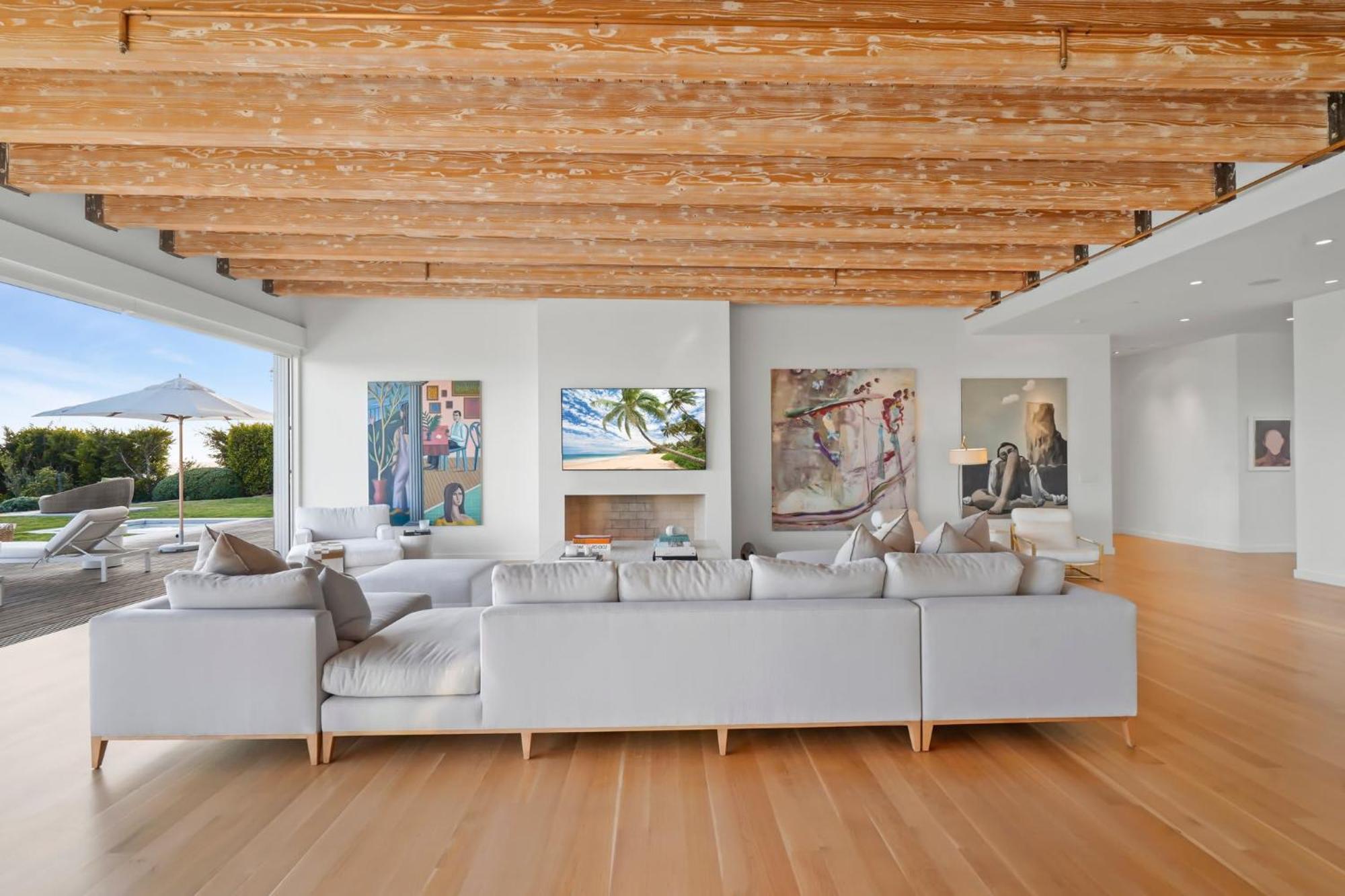 Infinite View By Awhile * Malibu