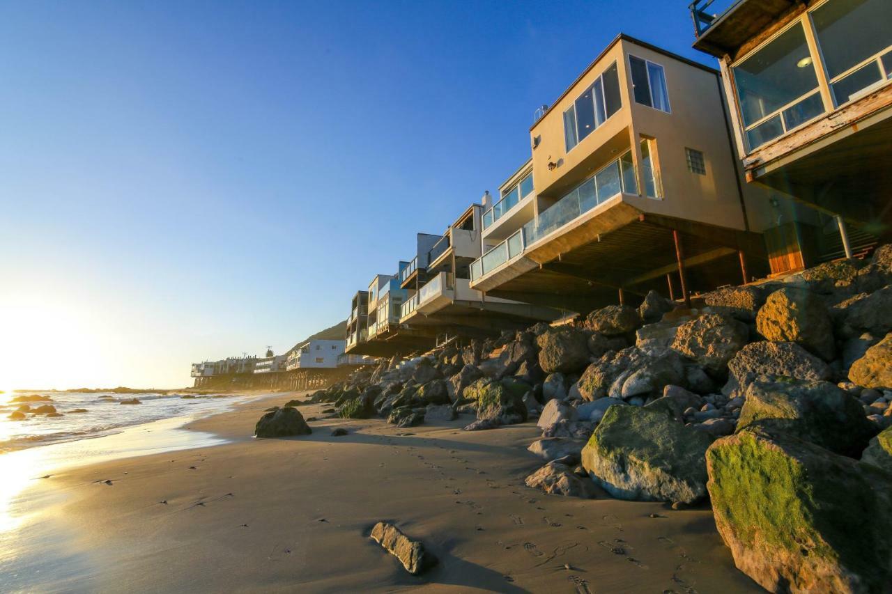 Beachfront Paradise Home Holiday home *